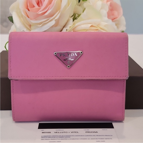 Authentic Prada Velluto Vitel wallet with authenticity card - Picture 2 of 12